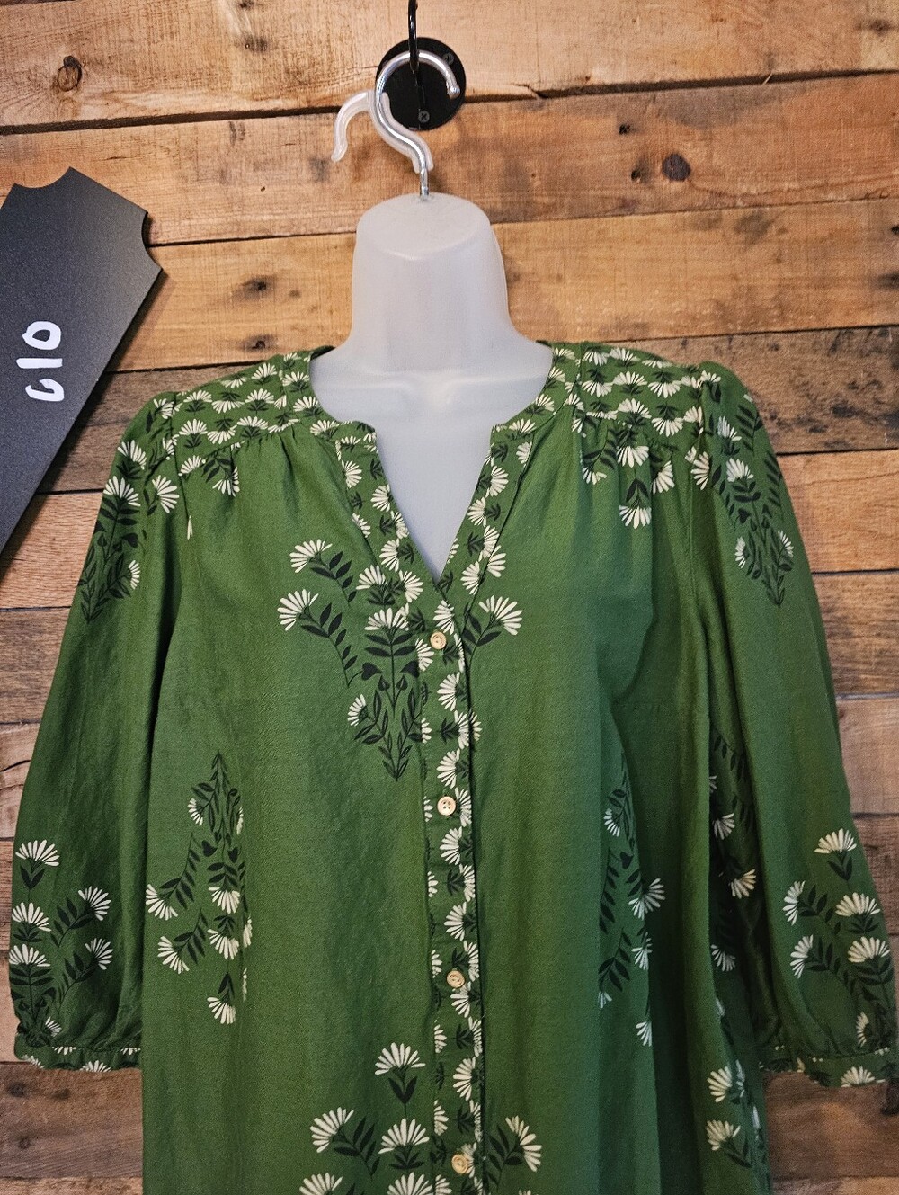 Knox Rose Women's 3/4 Sleeve Green Floral Embroidered Top Size M - Picture 5 of 13
